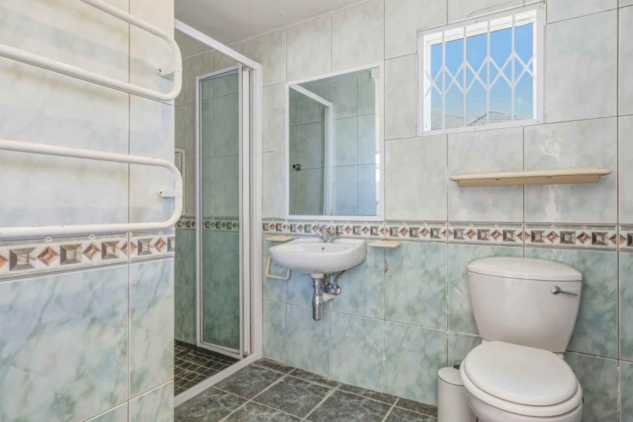 To Let 4 Bedroom Property for Rent in Camps Bay Western Cape